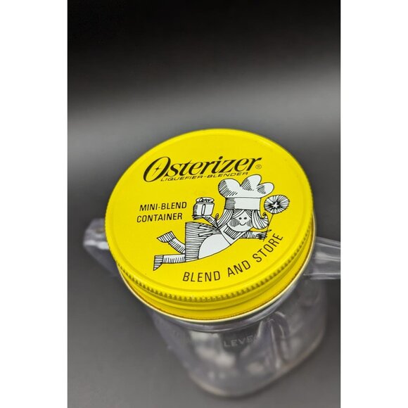 COPY - 1970's Osterizer mini Blend and Store Cups with Graphic Metal Lids - Picture 2 of 3